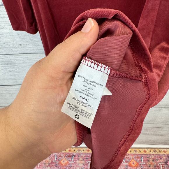 Time & Tru Women's Mauve Velvet Long Sleeve Ruffle Mock Neck Dress Size Small - Picture 4 of 9